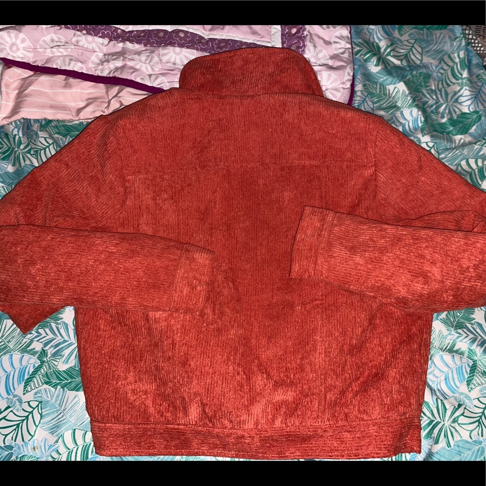 Jacket - Picture 3 of 4